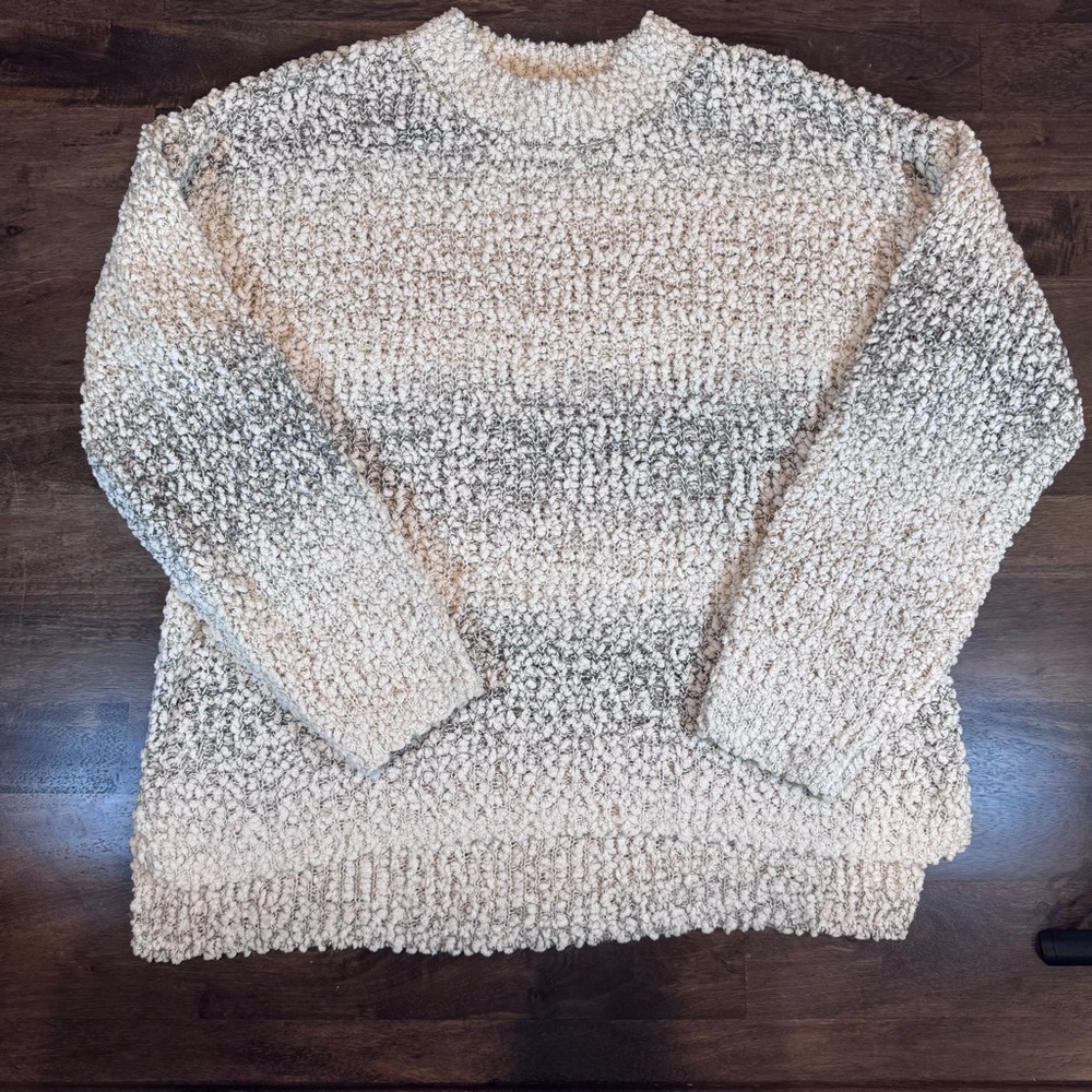 Bobeau Cream and Gray‎ Textured Sweater